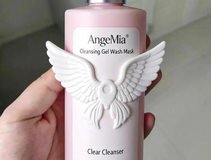 随手拍的产品,1套提示词生成整套电商图 AI做电商图越来越简单了,
只要掌握这些提示词就够用啦
#AI工具 #ai教程 #剪映图片设计 #AI设计 #AI电商