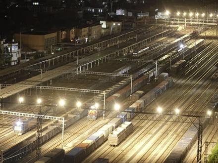 幕后作业——车站人的日常。#我身边的铁路故事 #短视频大赛(视频: 张航)