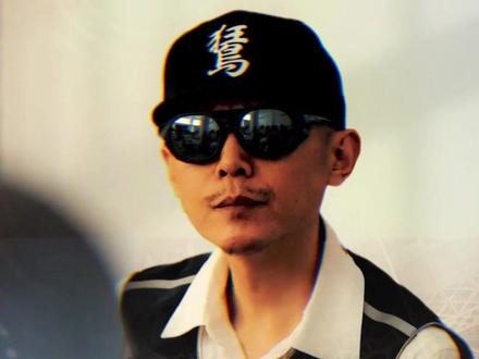 大冰摇人“土豪”,豪送五星总统套奥运滑雪服#大冰