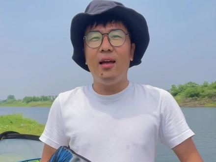 露营新手不要错过蛋巢防潮垫,简单好用上手快!#露营 #防潮垫 #露营装备 #挪客 @抖音小助手
