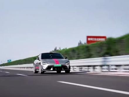 小米SU7升级外置声浪,情绪价值给得满满的#小米汽车 #小米SU7 #雷军 #声浪 #小米SU7改装