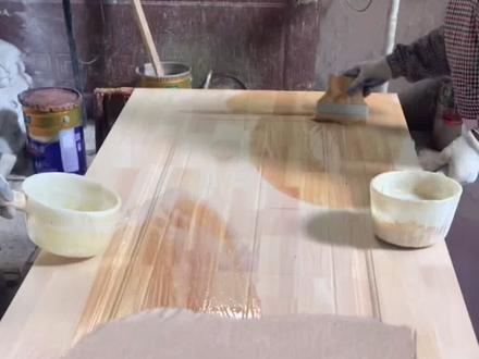 买木门看到门底门顶有两个小洞不知道是怎么回事?有两个洞代表你买到好的。#烤漆门 @抖音小助手 #木门