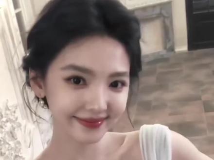 谁还没被章若楠的打瓦反差戳中#原来章若楠也是瓦学姐 #章若楠瓦学姐#章若楠打瓦VLOG