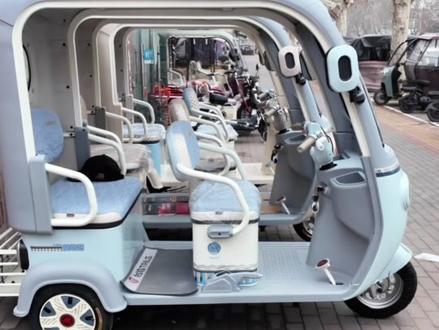 你会选择哪一种呢 #电动三轮车 #全封闭三轮车 #电动车 #创作者扶持计划