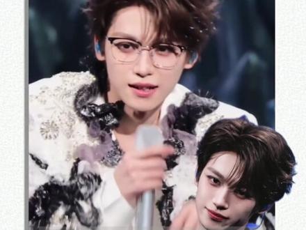 梓渝,惊艳亮相VOGUE年会 期待他以独特的驾驭力书写属于自己的潮流篇章!#梓渝 #vogue #梓渝vogue年会 #时尚#极速小鱼