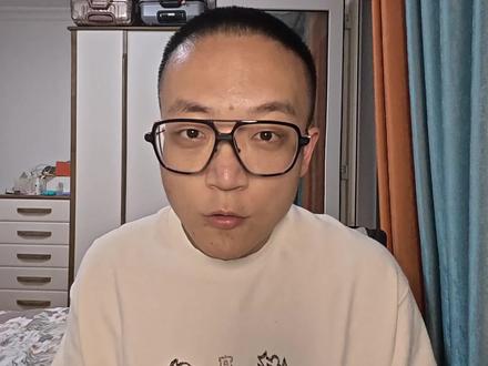 外接电池就是充电宝 任何充电设备跟能否给主板直接供电没有关系,除非你的手机支持这个功能!#iphone #magsafe外接电池 #oppo #努比亚 #充电分离