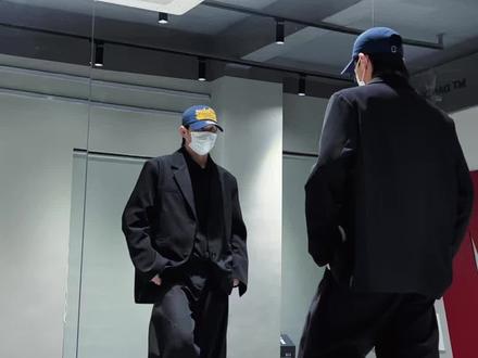 左奇函进行曲教程来啦#左奇函进行曲 #左奇函#抖音热门舞蹈计划 #左奇函进行曲舞蹈教程 #大鱼的分解教学系列