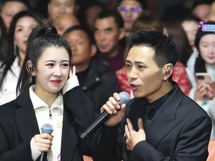 #索图大舞台 2025年12月11日奉节索图大舞台精彩录屏分享第三段,228阿朱徒弟小芳#阿朱 #小芳 #奉节