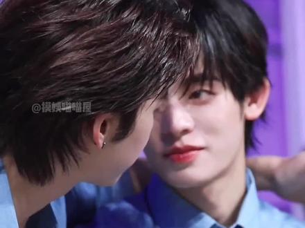 越是纯爱越是私底下什么都来(素材见水印标注)#teeteepor #teetee #por #怦然与你 #向全世界安利