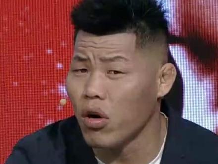 #李景亮点评茸主 不要总想着KO对手!#ufc #综合格斗