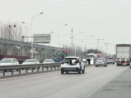 看见一只走国道的糯玉米#长安糯玉米
