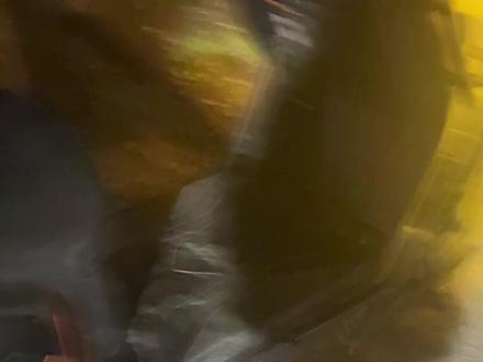 外卖小哥自己人来了 外卖没拿