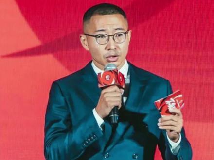 于嘉季中赛在飙金句,NBA直播成了他的“脱口秀”