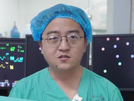 中老年女性反复咯血怎么办?介入一招阻断#咯血 #支气管扩张 @抖音小助手