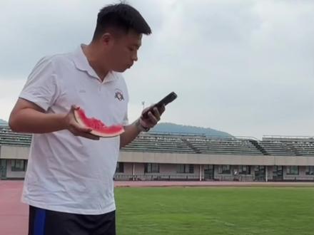 胡导还是很好玩的 牛昊 胡导和嘟嘟还是关爱你嘞 真的好喜欢永州队的日常啊#林昊 #胡兆军 #永州队 #集训 #日常vlog