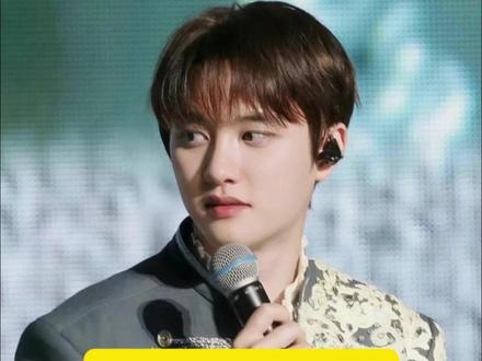 霸王茶姬迎来了它最忠实的信徒们! #霸王茶姬 #都暻秀 #张元英 #奶茶 #一起嚯奶茶