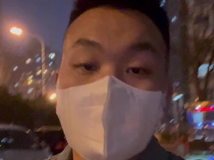 男的不笑是害怕自己成为下一个他,女的笑是期待成为下一个她 那一刻也只有她就像是一束曙光 照亮了黑夜 她就是川渝的沈幼楚#成都文理学院 #沈幼楚