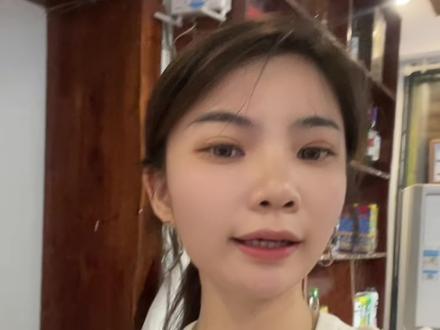 家人们谁懂鸭!喝酒刚开始不上脸,然后才上脸#郴州美食推荐 #小县城的慢节奏生活