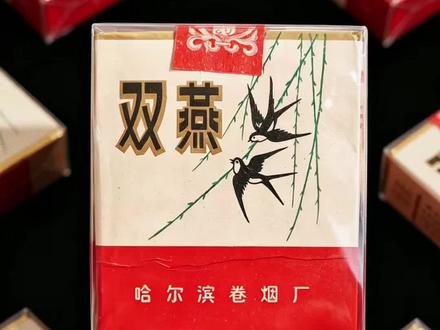 带你认识15种怀旧老烟,每一款都是年代印记,往事随烟而起,懂的人自然有故事,#一代人的回忆 #60708090后的童年回忆#怀旧经典#科普知识