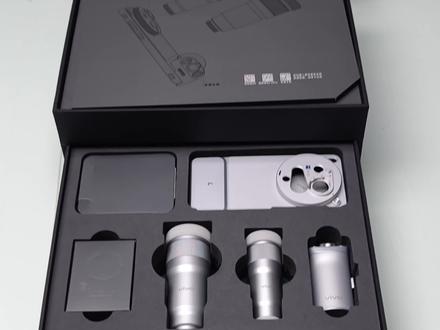 双炮影像机皇!刚参加完发布会,vivo X300 Ultra猛到飞起,特别是带两只大炮增距镜的摄影师套装,开箱视频走起,末尾有一堆样片,很多都是今天现拍的😬😬😬#手机推荐 #数码开箱 #vivoX300Ultra #摄影器材 #摄影师套装