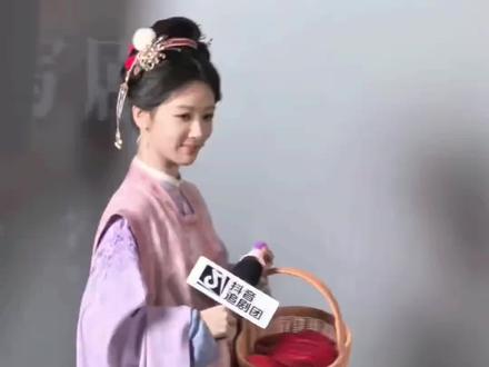 好久没看到这么有意思的剧宣了