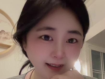 等我仓位50的时候我就开实盘 我的逻辑就是 先被套后研究 跌了我就补 涨了我观望 哈哈😄每天补每天补哈哈 所以周一要冲一波卫星嘛 先买一百股试试水 哈哈 #卫星