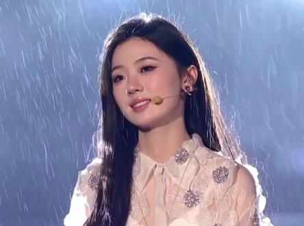 单依纯新歌《风无眠》上线