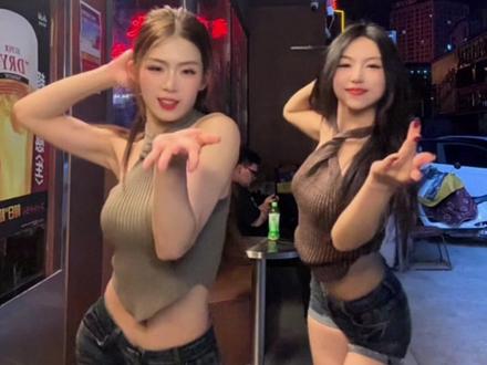 蛮满~我跳的好看嘛 #珠满摇 #鞠婧祎 #蛮满我跳的好看嘛 #双人舞