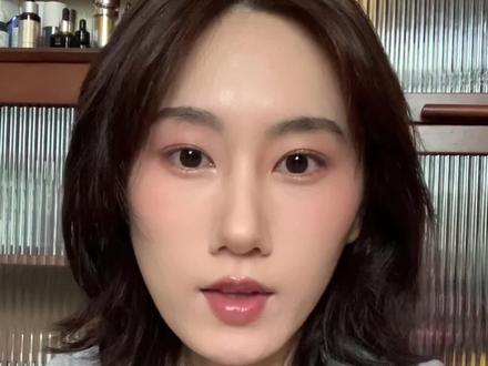 家里被跳蚤入侵了怎么办!
#跳蚤 #驱虫