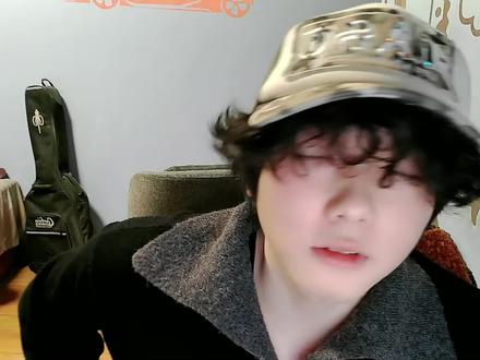 郑智怒视球迷真的有错吗? #足球 #国足 #中超 #苏超 #热点