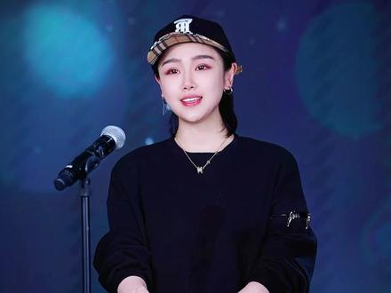 你要做自己的白月光 #吕口口 #音乐现场 #做自己的白月光