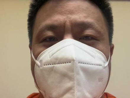 看到一个骂三亚的抖音,说三亚龙虾卖588太贵了,地下评论各种骂三亚海鲜店黑的,我知道卖的最贵的是988一斤,大家有钱消费的毕竟少数,大多数人还是理性消费一样,就像说三亚元旦22万一晚的房间,都卖光了一样。这是极其少数的情况。欢迎年后来三亚,这样会便宜很多。#三亚旅游 #三亚 #三亚海鲜