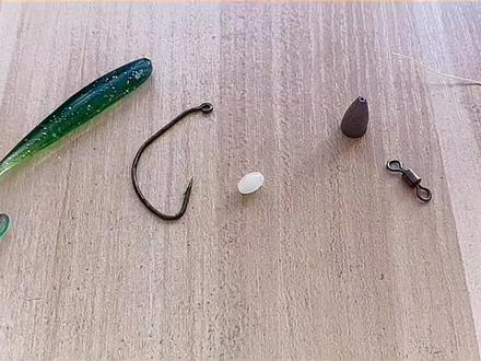 #路亚新手入门教程 #钓鱼知识 #钓鱼知识 #卡罗莱纳钓组 路亚新手卡罗莱纳钓组组装推荐视频教程