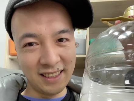 植物油选什么样的好:低芥酸菜籽油、高油酸花生油、压榨山茶油。