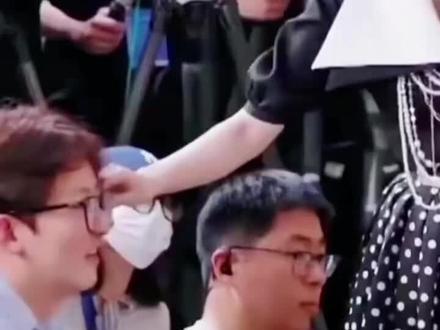 姚译添搜 也多宠白鹿,看看这耐人寻味的表情就知道了#白鹿