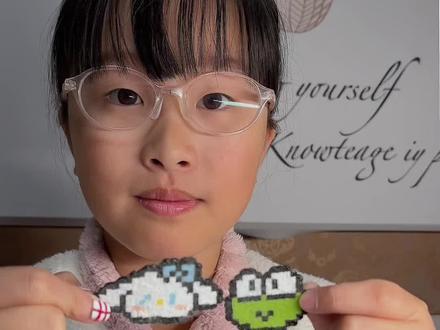 做了小鼻嘎拼豆参加学校的义卖活动,大家都很喜欢#手工diy #拼豆 #小学生日常 #大眼蛙#玉桂狗