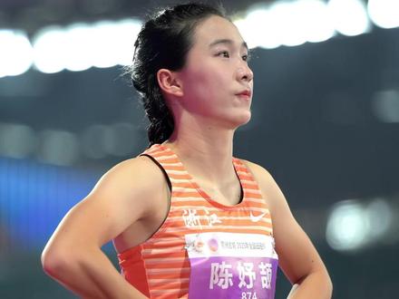 自称社恐,采访却话痨不断的陈妤颉,听小静也跑200米表情好逗