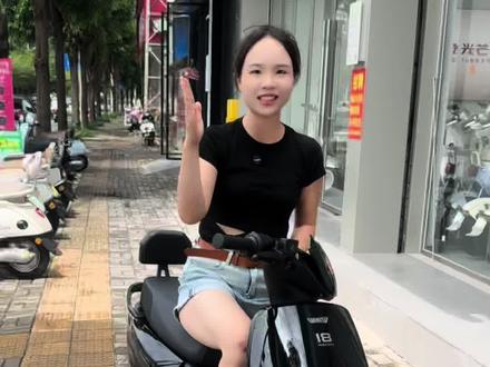 速度快,动力强,当属钛酷g18,价格还相当划算,2999,还可以旧换新#电车更有性价比 #性价比拉满的电动车 #南宁雅迪 #同城买电动车的人