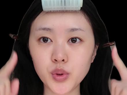 高颧骨菱形脸✨来画这个朝显气色的ins原生气血感淡妆吧!无论是日常还是过年🧨来画,都超级好看
#菱形脸妆容 #气血妆 #伪素颜妆 #韩妆教程 #过年妆容教程