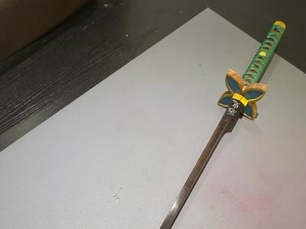 做一把虫柱日轮刀#鬼灭之刃 #木工diy #二次元