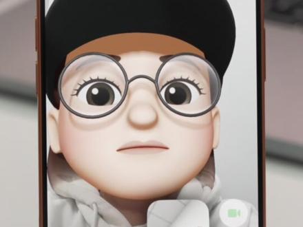 原来 iPhone 还能「报平安、屏幕共享」 一个人晚上回家,报备安全可太重要啦!
iMessage 的「平安到达」能让你把行程、位置共享给朋友。
还有一个我超喜欢的功能:画面实时共享📱
你看到的画面,对方同步看到,远程帮你拍照构图,像有人陪你一起拍照。
原来科技的温度,是“被在意”。
📍到店体验 Apple 生态隐藏功能—让科技更贴心地保护你
居然智慧家|Apple授权专营店|全方位服务,在你身边@居然智慧家
#居然智慧家 #Apple授权专营店 #apple #屏幕共享 #iphone小技巧