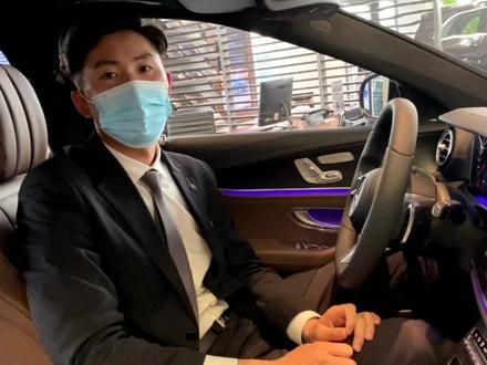 奔驰E级车,教你如何让音质更好。#奔驰 #梅赛德斯奔驰 #奔驰E级