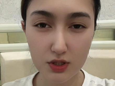 喀什是恋歌 ! 维吾尔人是恋歌! 十二木卡姆是维吾尔族的非物质文化遗产!
可恋歌 不体现在痛苦之上 !更不可能出现在葬礼!
#喀什恋歌#新疆喀什 #喀什恋歌