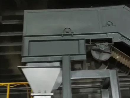 #椰壳炭化#无烟炭化炉#连续式炭化炉 椰壳制炭设备,每小时可处理椰壳1-5吨,出炭率高,节能环保