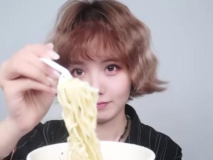 这次你们吃面,我喝汤…