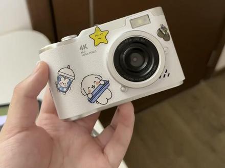 我的出片神器!随便拍拍都是氛围感大片 #记录青春 #ccd相机 #相机推荐 #学生党平价相机 #玩个很新的东西 d