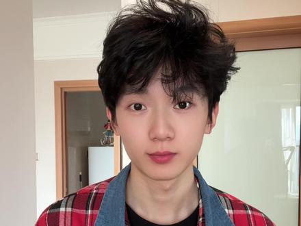 夏天怎么能少的了湿发呢#湿发 #男生发型打理技巧