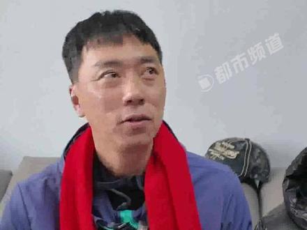 养母从人贩子手中将他救出,被拐33年后 沈晓阳终于找到亲人。亲生父亲:最感谢儿子的养母 把他抚养成人 #媒体精选计划 #寻亲 #团圆案例