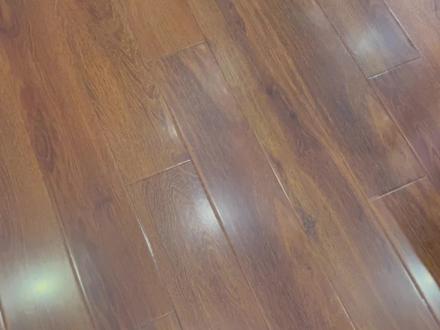 地板缝隙修复术!
#日常修复 #日常维修