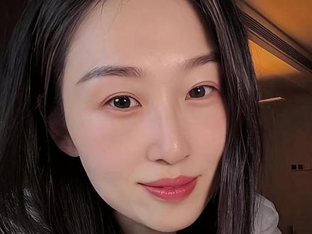 遇见你,温柔了我的整个世界 我真的好喜欢你,喜欢到一想到你心里就满是温柔,喜欢到目光所及全都是你的身影,喜欢到想把余生所有的温柔和偏爱都毫无保留的给你。是你的出现,温暖了我的世界 #情感语录 #撩人情话 #满眼都是你 #偏爱与例外 #治愈文案